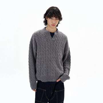 RT No. 29009 TWIST KNITWEAR V-NECK SWEATER