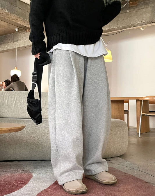 RT No. 12104 PLEATED FOLDED GRAY SWEATPANTS