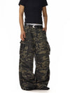 RT No. 18251 CAMO STRAIGHT CARGO PANTS