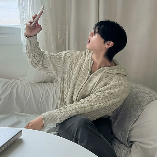 RT No. 33010 KNITWEAR TWIST ZIP HOODIE