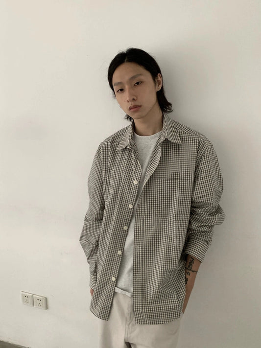 RT No. 28100 PLAID BUTTON-UP SHIRT