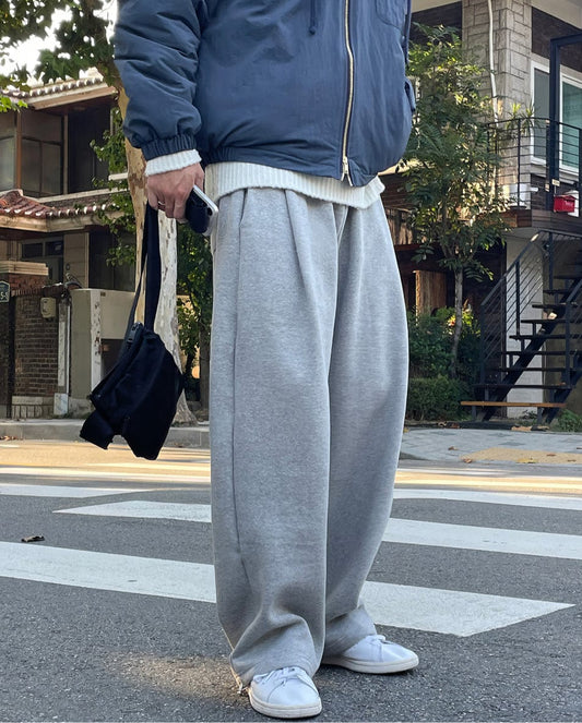 RT No. 12104 PLEATED FOLDED GRAY SWEATPANTS