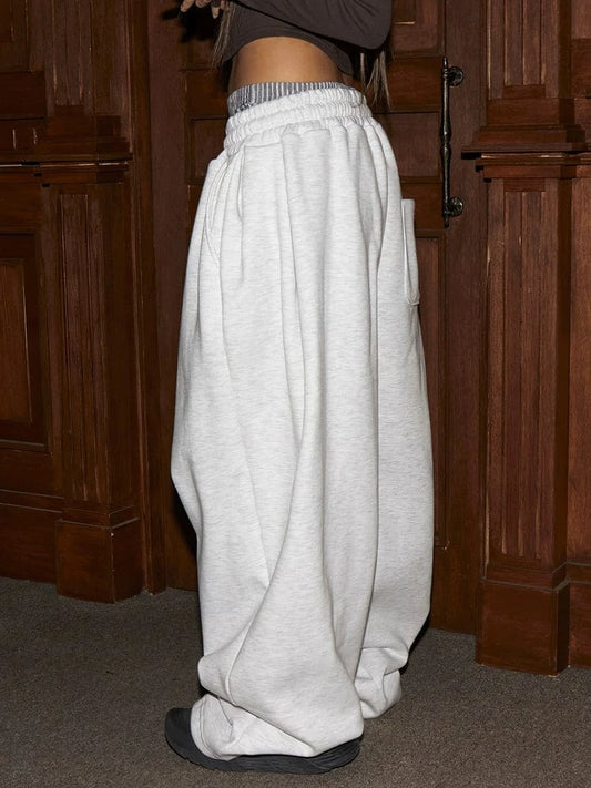 RT No. 32203 WHITE BAGGY SWEATPANTS