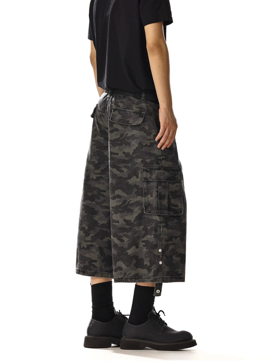 RT No. 18237 CAMO LONG SHORTS