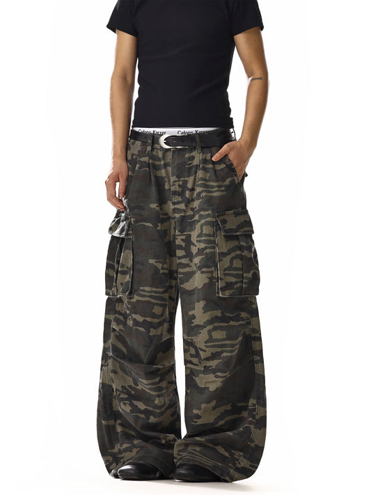 RT No. 18251 CAMO STRAIGHT CARGO PANTS