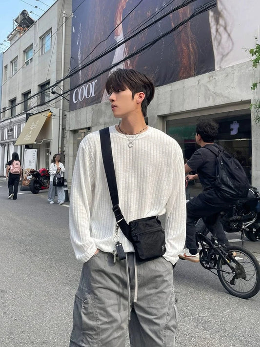 RT No. 19042 WHITE CREWNECK LONGSLEEVE