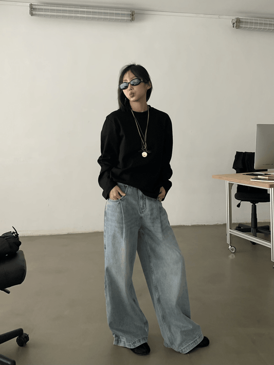RT No. 18814 PLEATED DENIM STRAIGHT JEANS