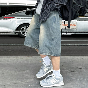 RT No. 18613 WASHED BLUE DENIM SHORTS