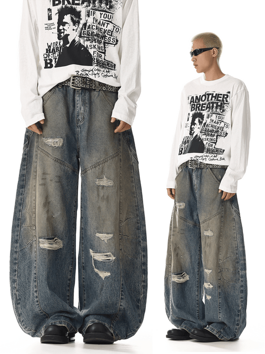 RT No. 32026 DISTRESSED MUD SCIMITAR JEANS