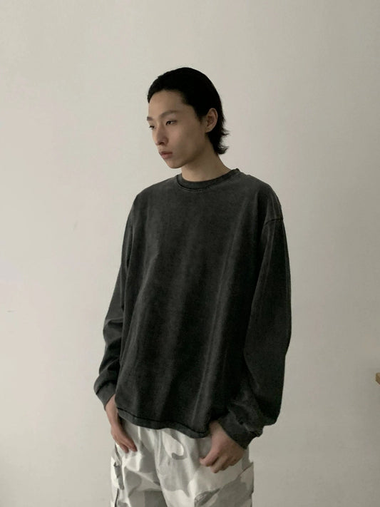 RT No. 19737 WASHED BLACK LONGSLEEVE