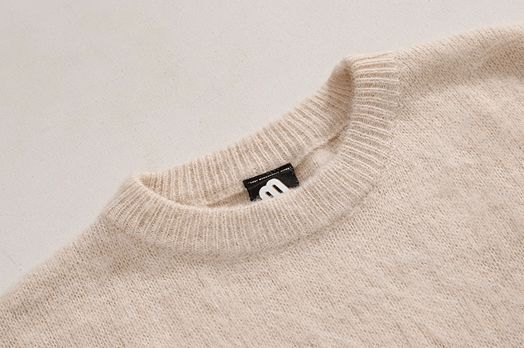 RT No. 10400 KNITTED PULLOVER SWEATER