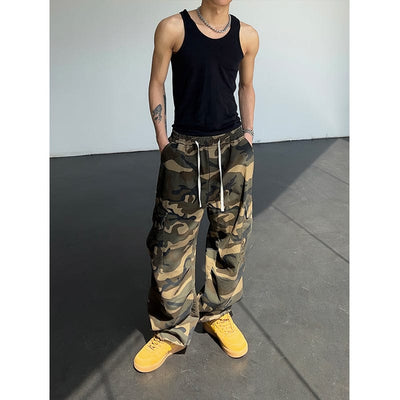 RT No. 9803 CAMO CARGO PANTS